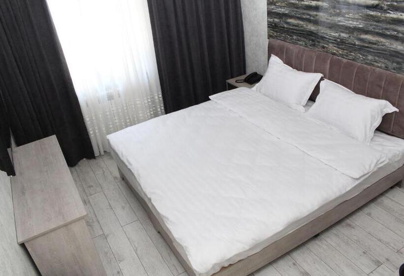 Hotel Artist Regency