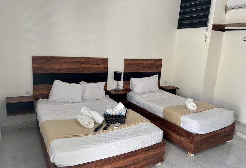 בית מלון כפרי Balam Playa 15Th. Ave