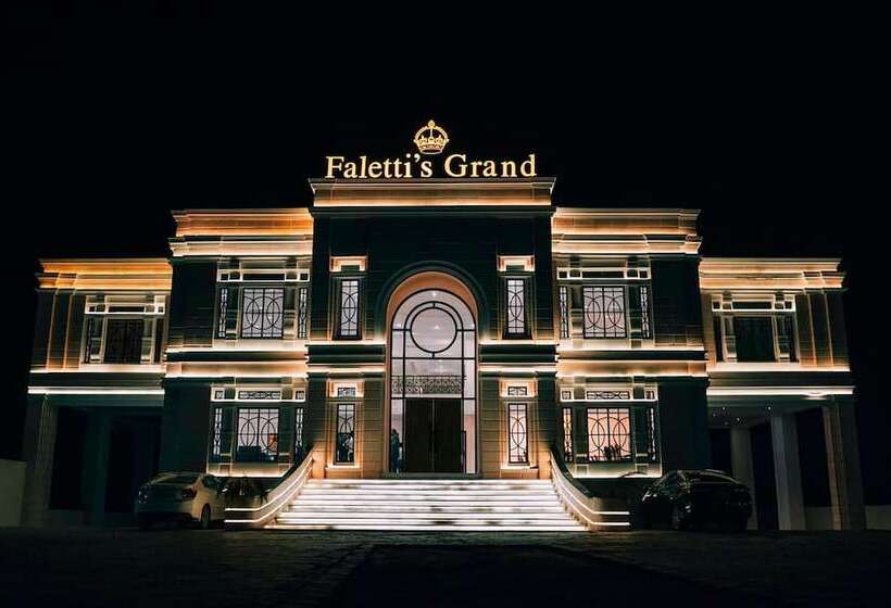 هتل Falettis Grand Bahawalpur