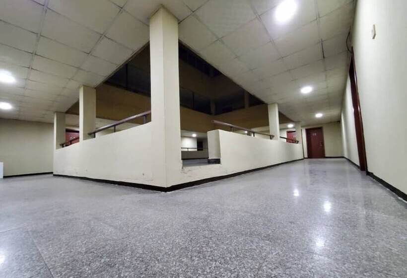 هتل Ikeja Central