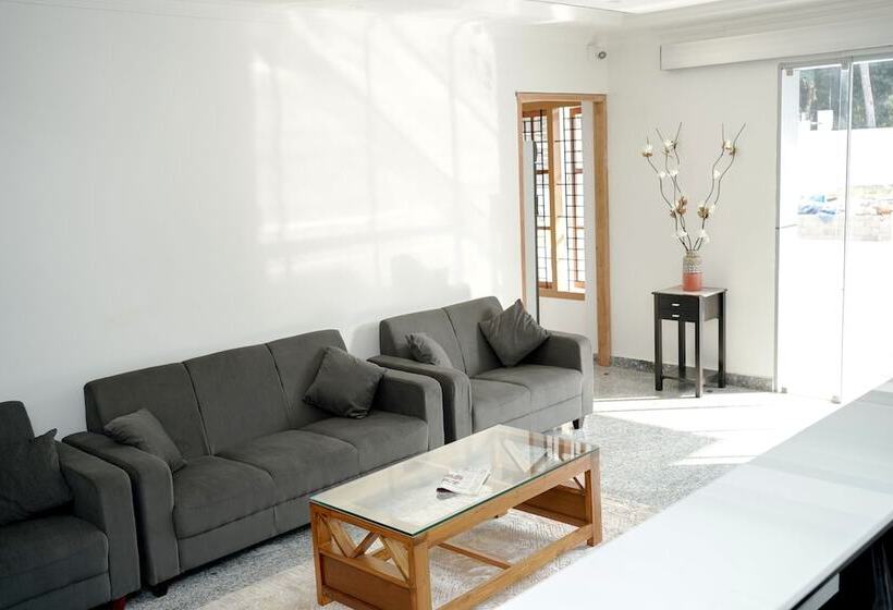 בית מלון כפרי Kailath Safe Stay Tourist Home