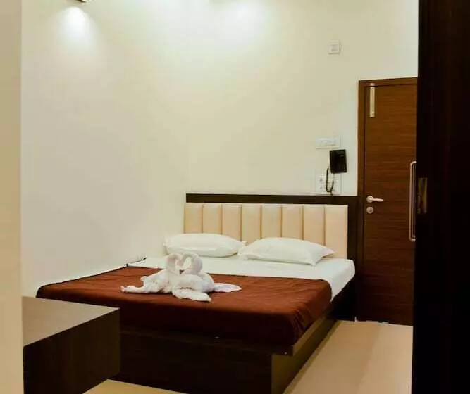 ホテル Malvan S Aishwarya