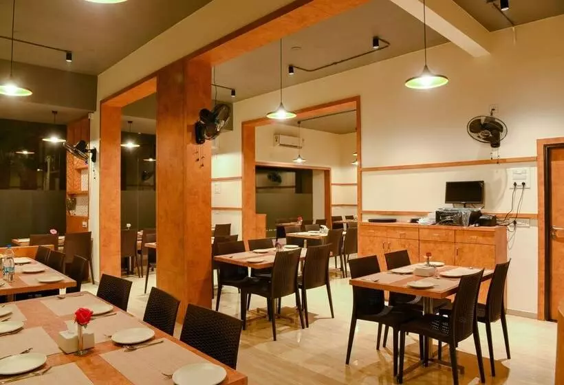 ホテル Malvan S Aishwarya