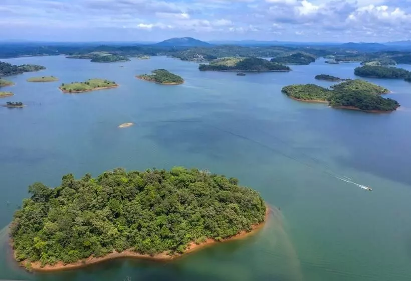 Hotelli Mountain Shadows Resorts