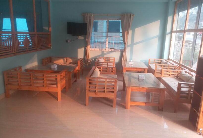 هتل Naya Gaun Eco Resort
