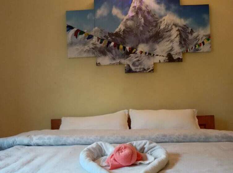 هتل Naya Gaun Eco Resort