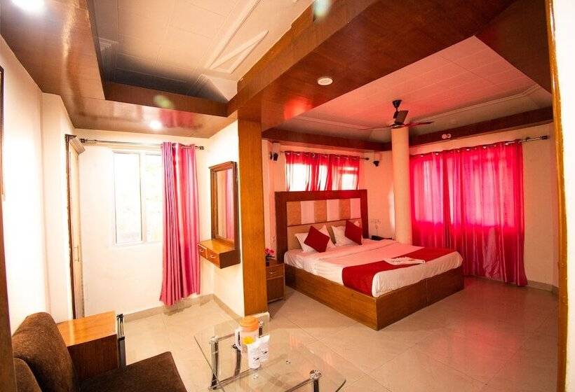 Riversun Hotel Mall Road