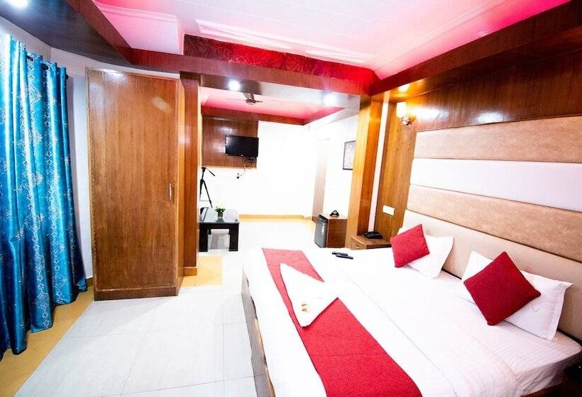 Riversun Hotel Mall Road