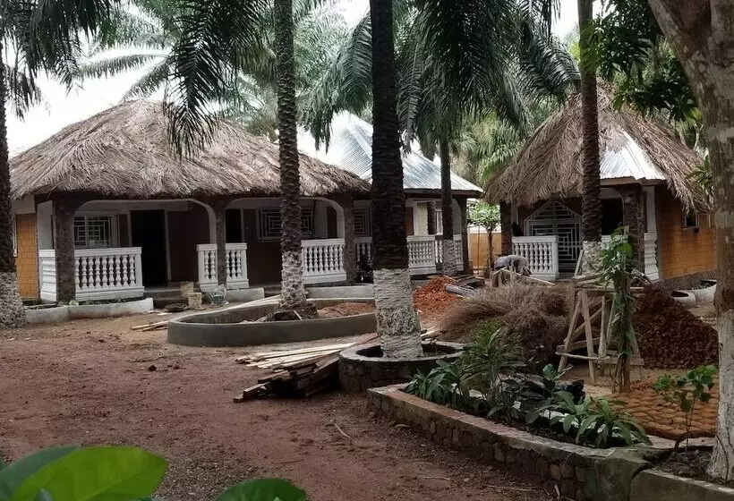 هتل Tariq S Resort And Restaurant