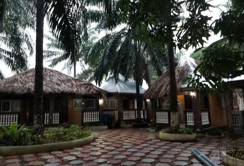 هتل Tariq S Resort And Restaurant