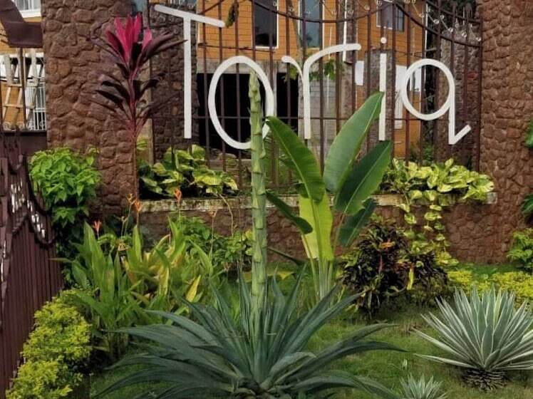 هتل Tariq S Resort And Restaurant