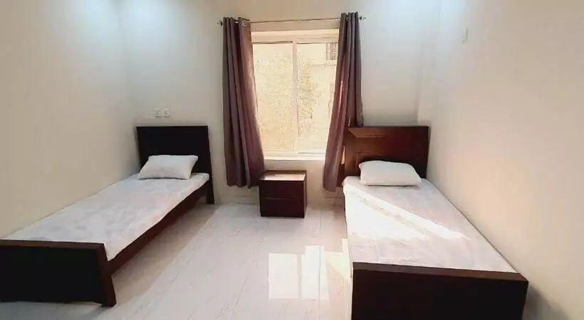 Uptown86 Girls Hostel