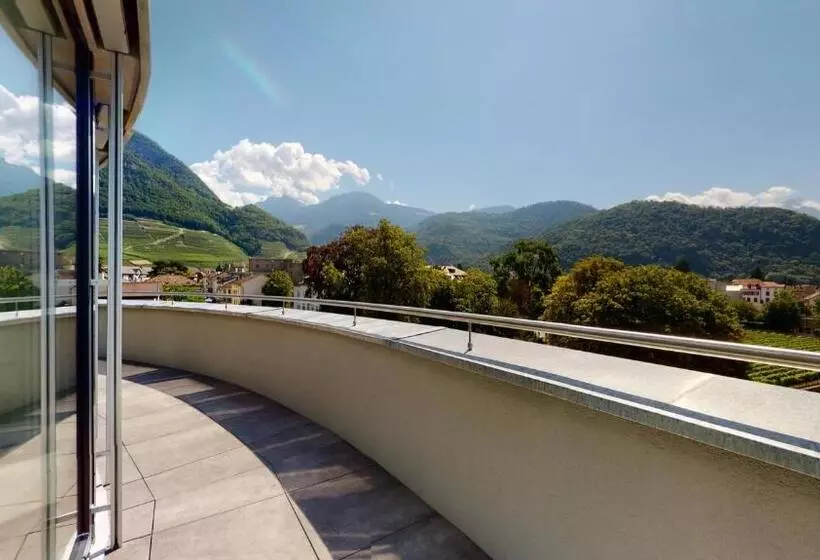 Nonanteneuf Appart Hôtel   Aigle