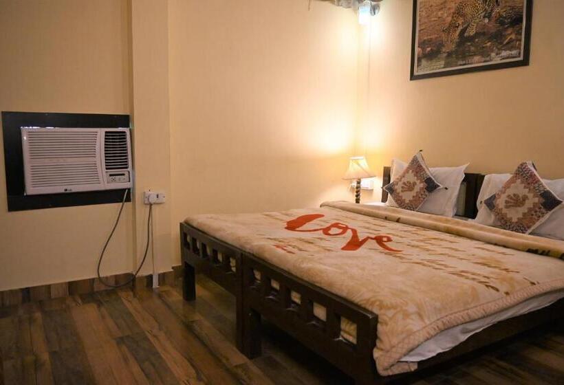 Hotel Ranthambore Jungle Home