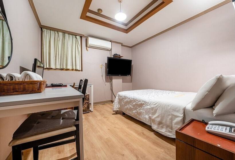 Мотель Goyang Royal