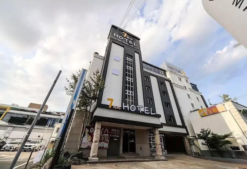 モーテル Gumi Indong Hotel 7 Plus