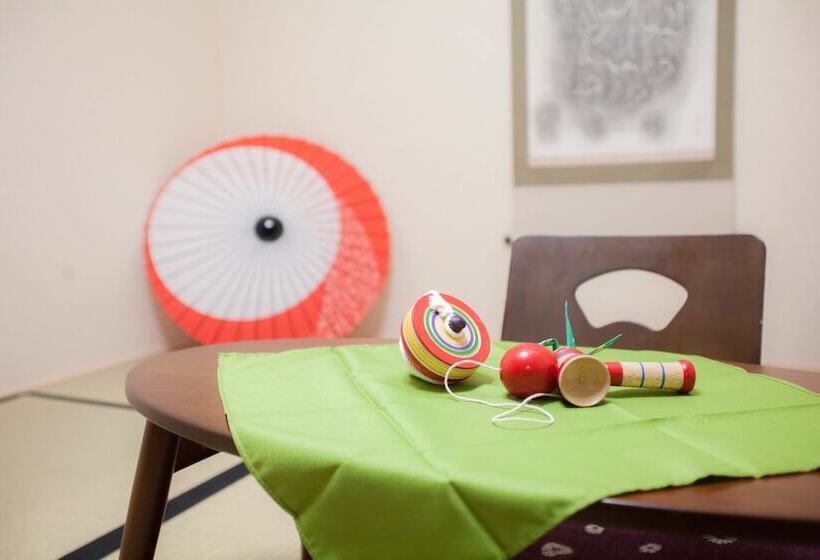 펜션 Guest House Omotenashi Kyoto