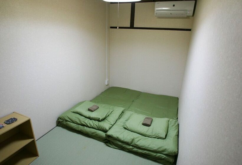 펜션 Guest House Omotenashi Kyoto