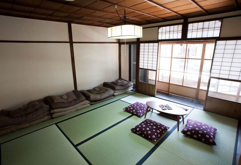 펜션 Guest House Omotenashi Kyoto