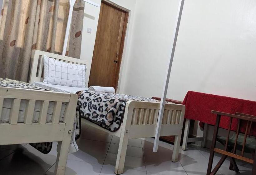 호스텔 Jacaranda Homestay