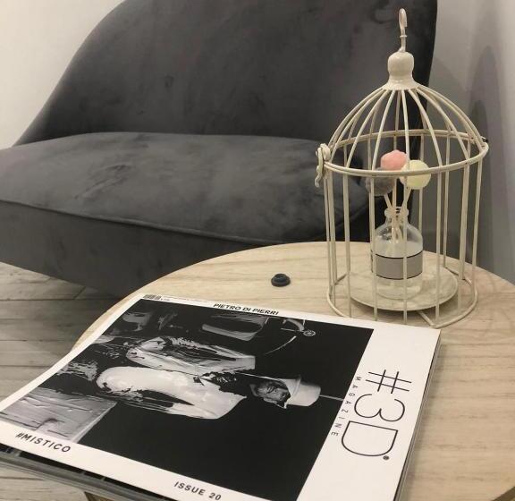 تختخواب و صبحانه Pizzofalcone43