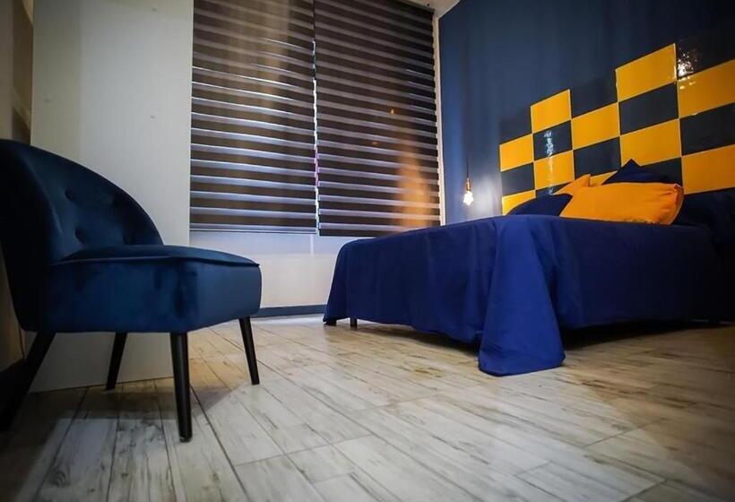 تختخواب و صبحانه Pizzofalcone43