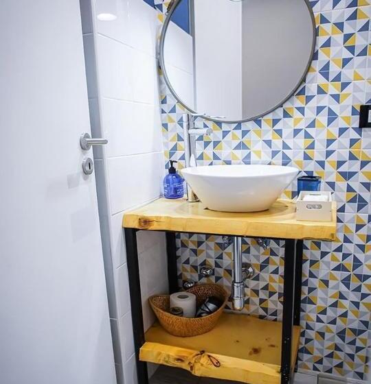 تختخواب و صبحانه Pizzofalcone43