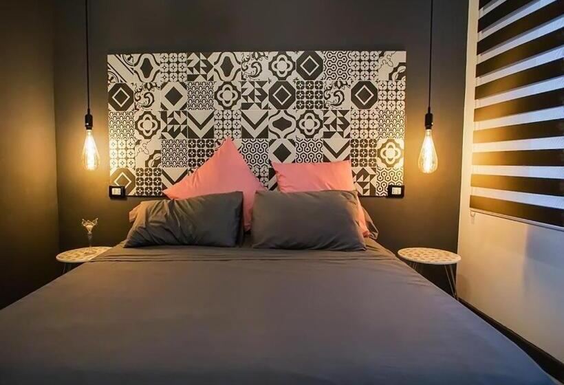 تختخواب و صبحانه Pizzofalcone43