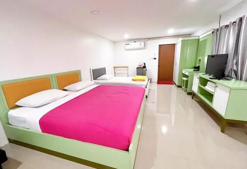 ホテル บ้านพักสิริ มุกดาหาร