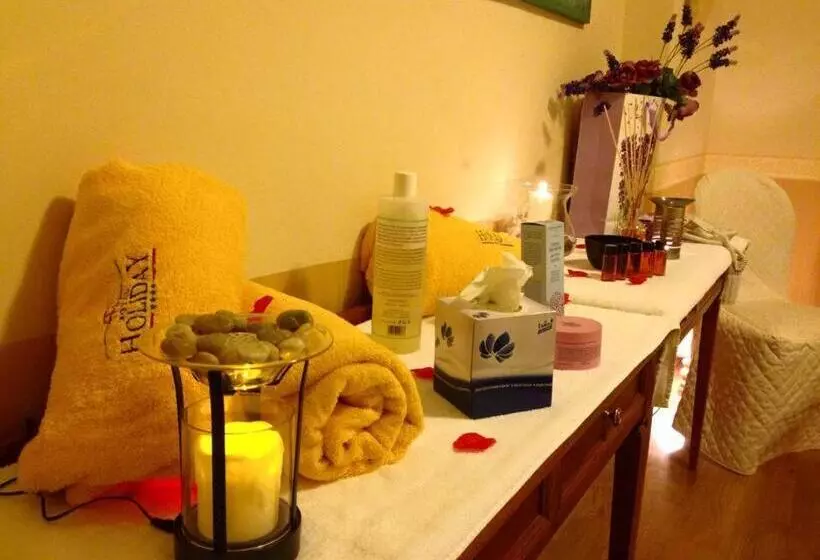 Hotelli Holiday Sul Lago