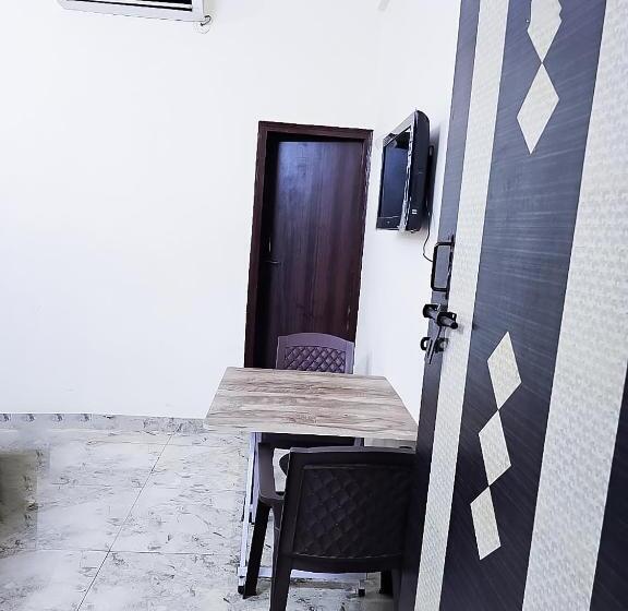 酒店 Maharaja   Near Majnu Ka Tilla