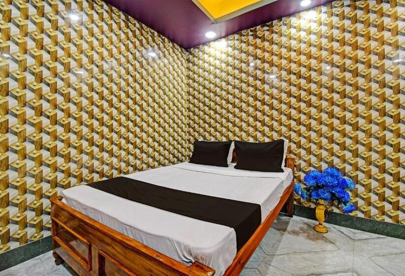 Отель O Mohona Residency & Restaurant