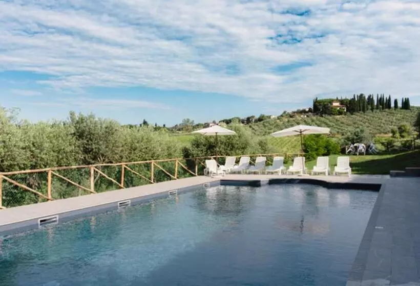 Hotelli Torraiolo Appartamento Borgo 3
