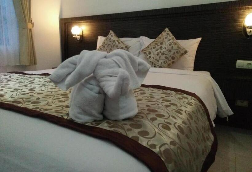 膳宿费 Asta House