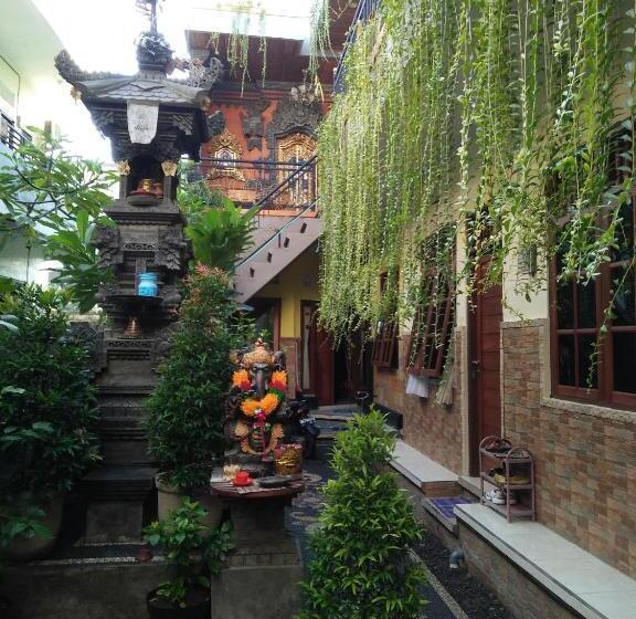 膳宿费 Asta House