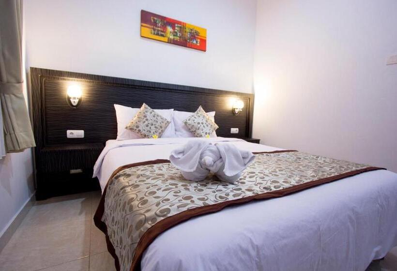 膳宿费 Asta House