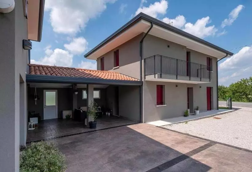 ペンション Casa Ardesia