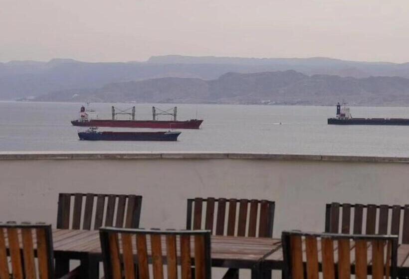 فندق عطله العقبهholiday