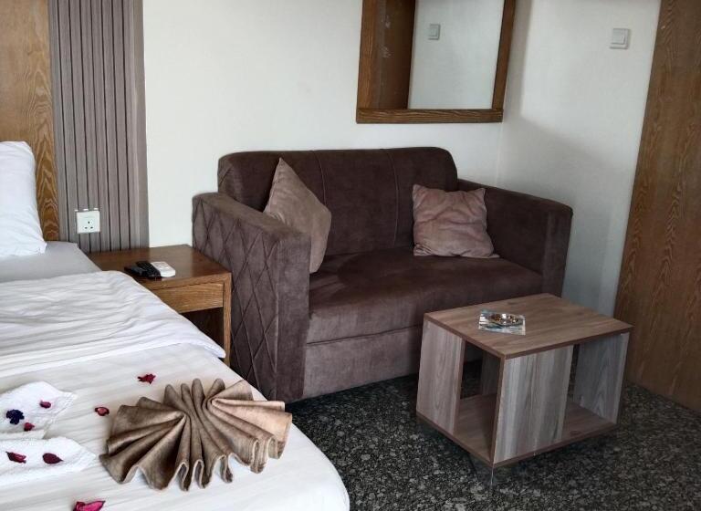 فندق عطله العقبهholiday