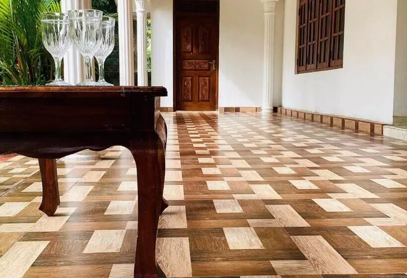 Retkeilymaja Grand Refuge Holiday Rooms