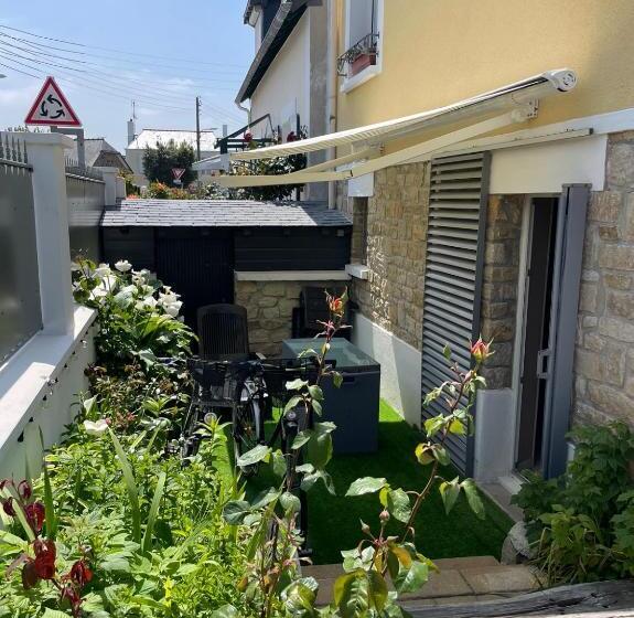 مبيت وإفطار Studio 3 Mn De La Plage Terrasse Vélos Proche De La Ville Fortifiée