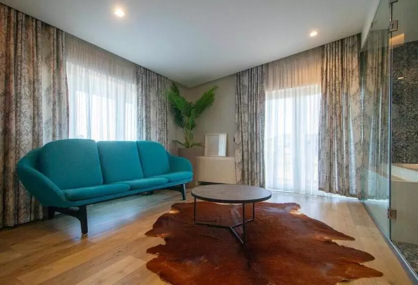 ホテル Elite Luxury Boutique