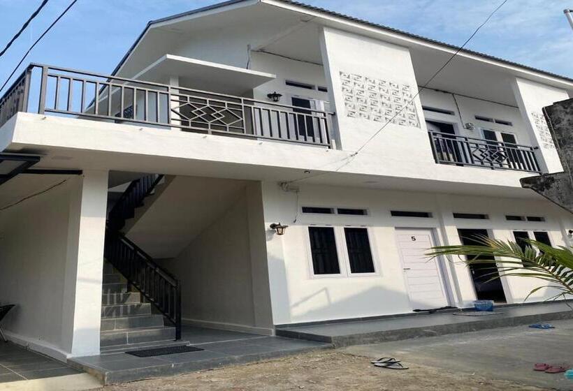 酒店 Oyo 93126 Nrc White House