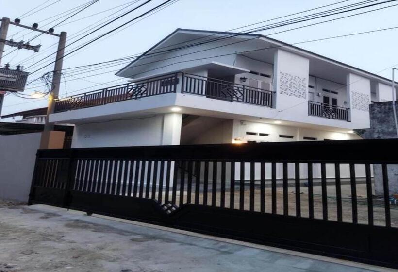 酒店 Oyo 93126 Nrc White House