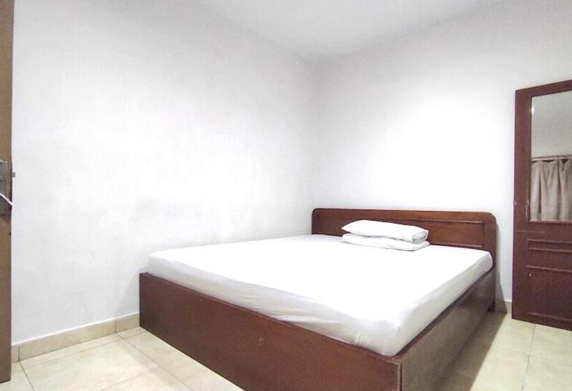 בית מלון כפרי Oyo 93167 Penginapan Noval