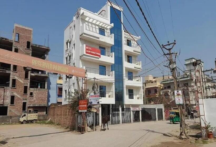 هتل S G International Danapur