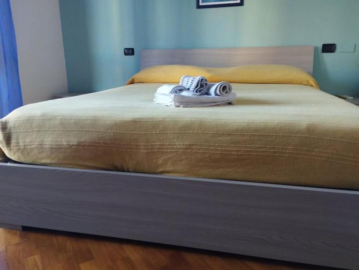 پانسیون Appartamento Fiera Di Roma Da Manu