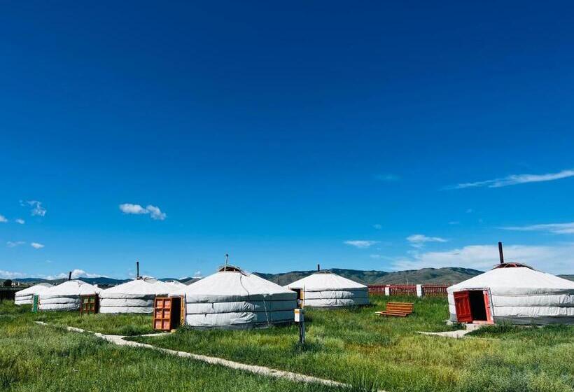 Panzió Monkhsuuri Guesthouse