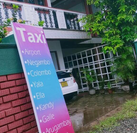 פנסיון Shiloh Home