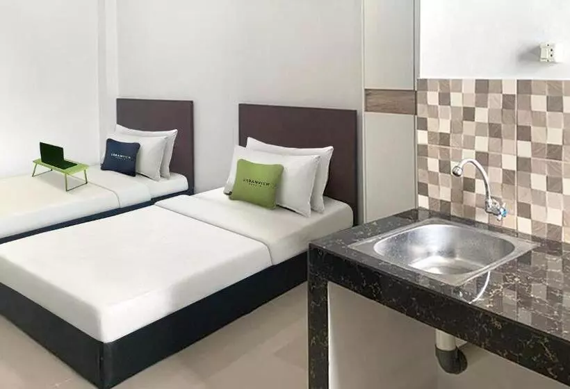 Urbanview Hotel Juanda Kota Agung By Reddoorz